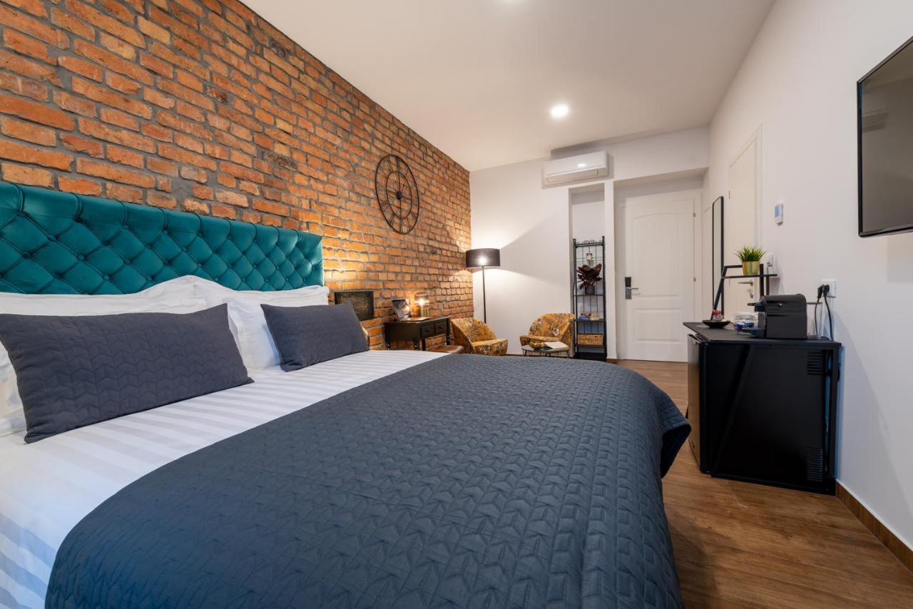 Brickwall Apartments Zagabria Esterno foto